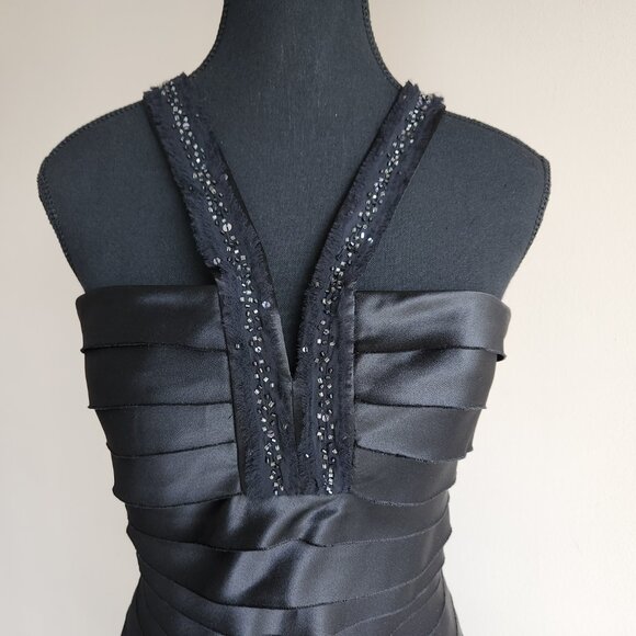 BCBGMaxAzria Black Halter Beaded Bandage Cocktail Dress Size 6 - Picture 3 of 9